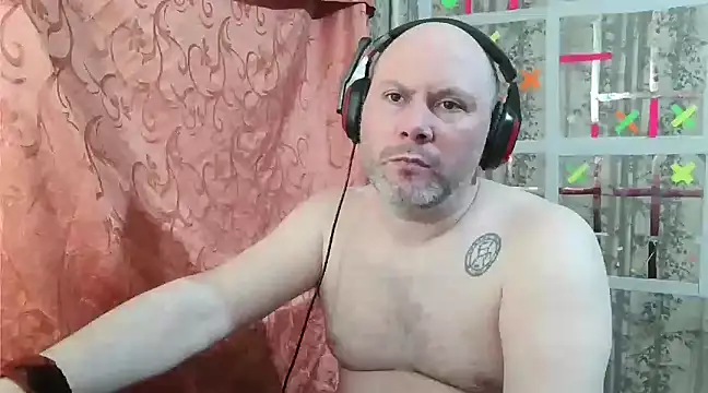 Snapshot of AgnichBan chatting on 02-18-25, 12:37 AgnichBan online show from 02-18-25, 12:37