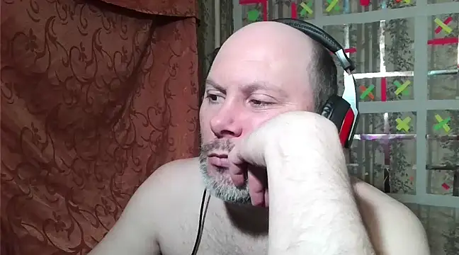 Snapshot of AgnichBan chatting on 03-15-25, 04:21 AgnichBan online show from 03-15-25, 04:21