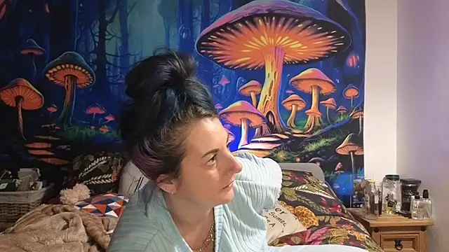 tattoomilf86 online show from 01-07-25, 06:14