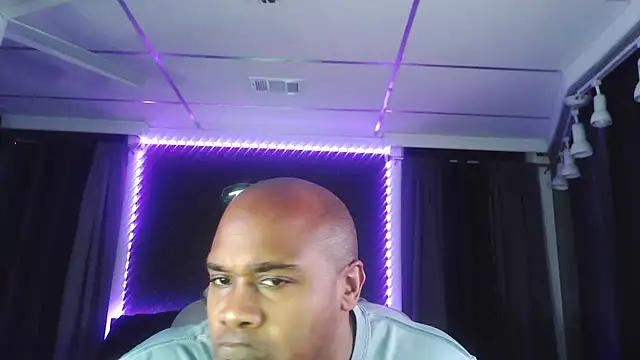 Dcrush17 online show from 12-12-24, 11:58