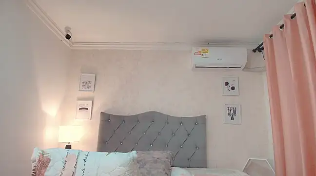 brooklove doll online show from 03-04-25, 11:32
