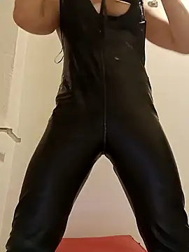 VanessaBraun online show from 01-15-25, 09:41