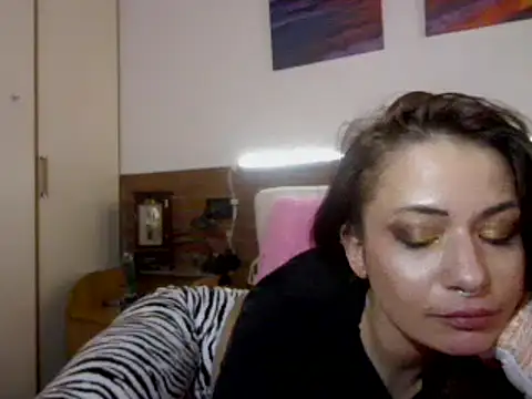 VanessaBraun online show from 01-26-25, 05:13