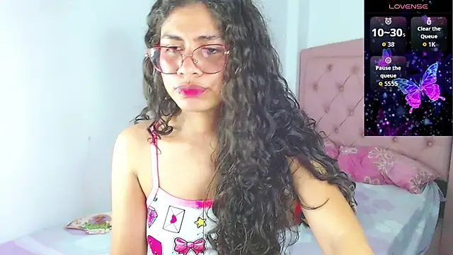 Cynthia hazel online show from 01-17-26, 04:28