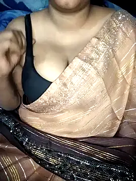 Snapshot of Sopnia chatting on 12-12-24, 04:53 Sopnia online show from 12-12-24, 04:53