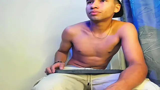 andy 0018 online show from 12-27-24, 09:28