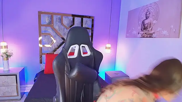 BRITHANY SPARK online show from 09-20-25, 04:02