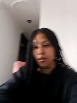 Snapshot of devi_black13_ chatting on 03-04-25, 09:32 devi black13 online show from 03-04-25, 09:32
