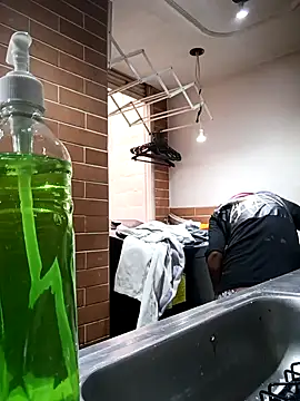 Snapshot of devi_black13_ chatting on 12-22-25, 06:05 devi black13 online show from 12-22-25, 06:05