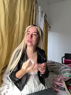 HannaSmiith online show from 11-04-25, 12:59