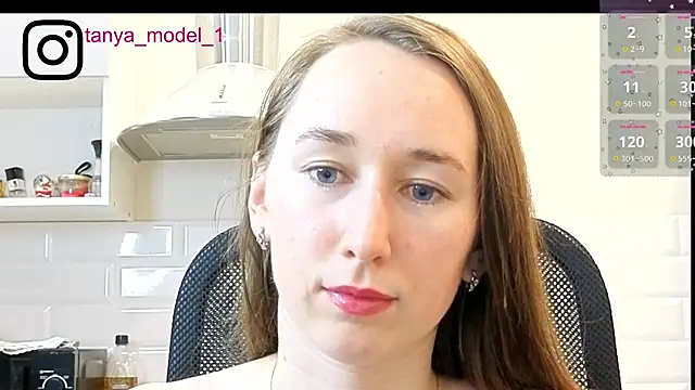 --Model--2 online show from 11-09-25, 10:41