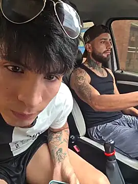 Snapshot of christangel_96_ chatting on 11-05-25, 04:40 christangel 96 online show from 11-05-25, 04:40