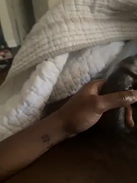 Snapshot of tokenkingtn chatting on 12-05-25, 04:03 tokenkingtn online show from 12-05-25, 04:03