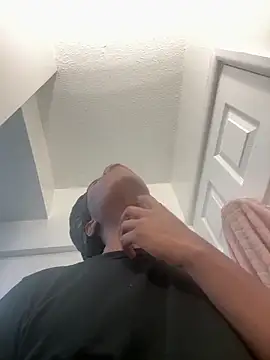 Snapshot of tokenkingtn chatting on 01-08-26, 06:05 tokenkingtn online show from 01-08-26, 06:05