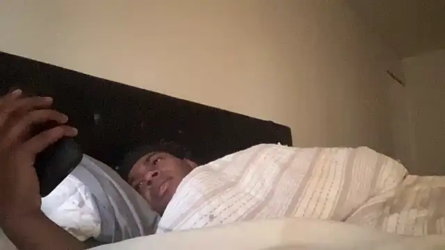 Snapshot of tokenkingtn chatting on 01-09-26, 01:03 tokenkingtn online show from 01-09-26, 01:03