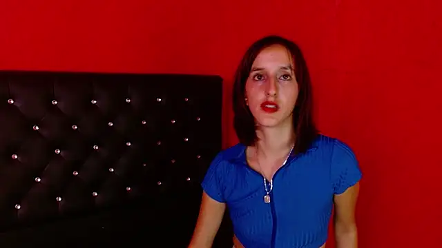 Snapshot of Ambar_Roux_ chatting on 12-30-24, 04:08 Ambar Roux  online show from 12-30-24, 04:08