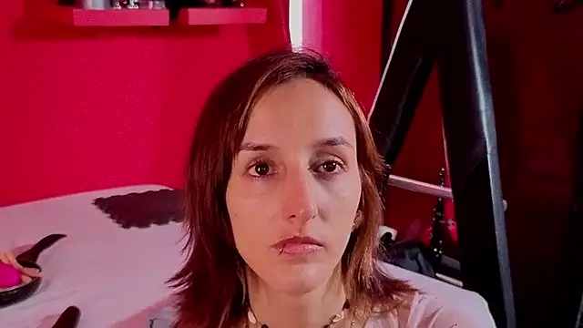 Snapshot of Ambar_Roux_ chatting on 09-12-25, 01:33 Ambar Roux  online show from 09-12-25, 01:33
