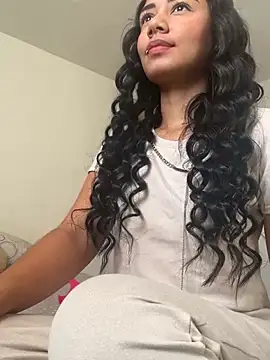 Snapshot of _Luana chatting on 12-26-24, 09:11  Luana online show from 12-26-24, 09:11