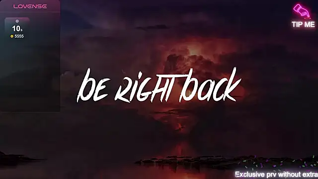 Snapshot of KellyCrystall chatting on 01-17-26, 08:08 KellyCrystall online show from 01-17-26, 08:08