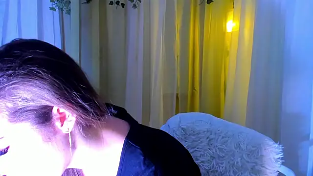 Snapshot of Lioneass chatting on 12-11-24, 01:06 Lioneass online show from 12-11-24, 01:06