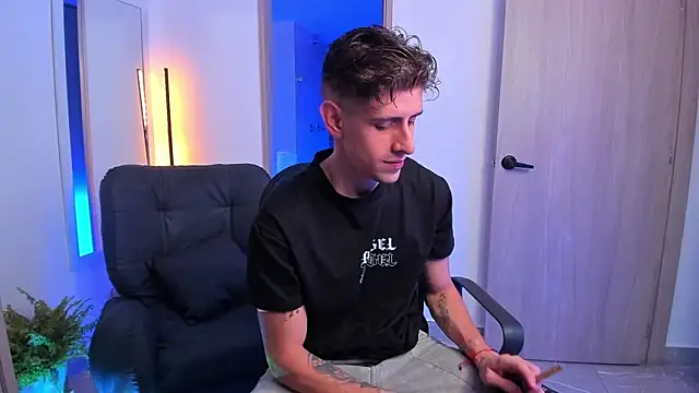 Jasperjoness online show from 01-11-25, 08:22