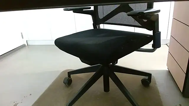 Snapshot of lovewalknaked chatting on 11-26-25, 08:15 lovewalknaked online show from 11-26-25, 08:15