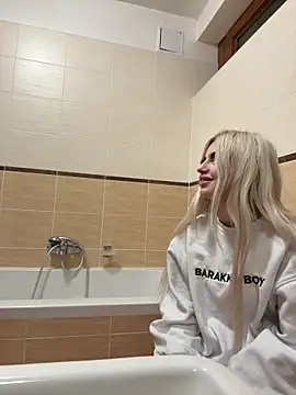 MacTroy online show from 02-08-26, 09:18