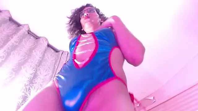 giselle ocampo online show from 02-08-25, 01:11