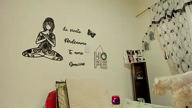 barbaara   online show from 10-16-25, 03:13