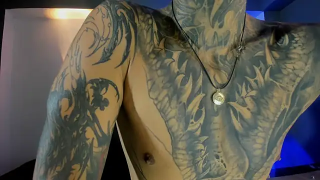 Travistanner 28 online show from 12-04-25, 08:17