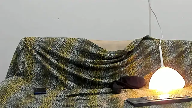 FRAN DESS online show from 01-19-25, 02:04