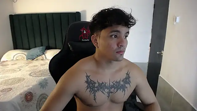 Snapshot of man_dur07 chatting on 11-07-25, 08:20 man dur07 online show from 11-07-25, 08:20