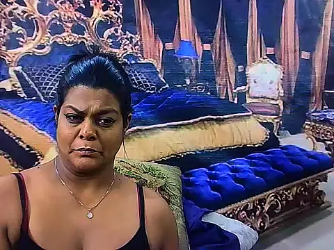 Snapshot of indianCherryPie chatting on 11-21-25, 06:28 indianCherryPie online show from 11-21-25, 06:28