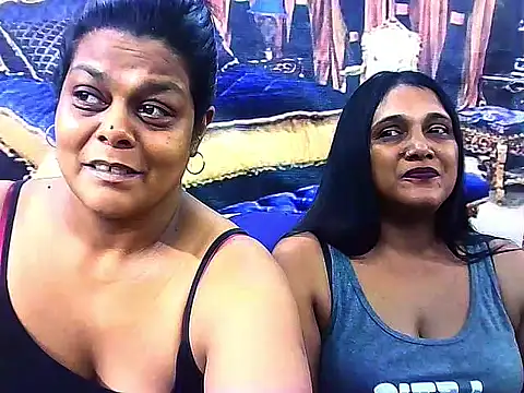 Snapshot of indianCherryPie chatting on 11-24-25, 05:40 indianCherryPie online show from 11-24-25, 05:40