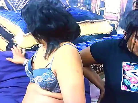 Snapshot of indianCherryPie chatting on 11-29-25, 10:24 indianCherryPie online show from 11-29-25, 10:24