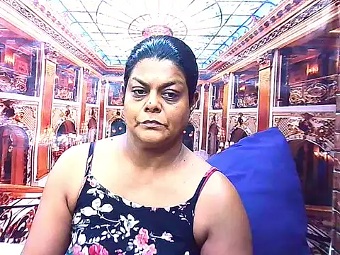 Snapshot of indianCherryPie chatting on 12-22-25, 05:48 indianCherryPie online show from 12-22-25, 05:48