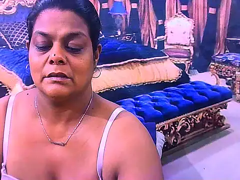 Snapshot of indianCherryPie chatting on 02-17-26, 05:15 indianCherryPie online show from 02-17-26, 05:15