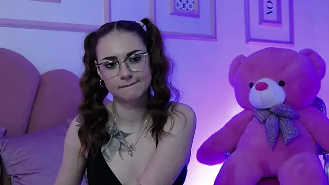 Abby  White online show from 01-27-25, 08:49