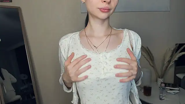 MaryJacksoon online show from 11-25-25, 07:41