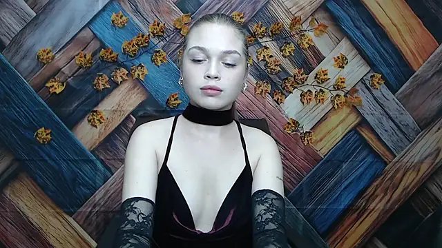 LaraPika online show from 11-23-25, 06:08