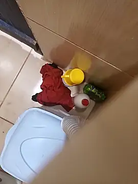 Snapshot of 1995eduardo chatting on 02-18-25, 11:55 1995eduardo online show from 02-18-25, 11:55