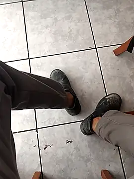 Snapshot of 1995eduardo chatting on 11-14-25, 03:22 1995eduardo online show from 11-14-25, 03:22