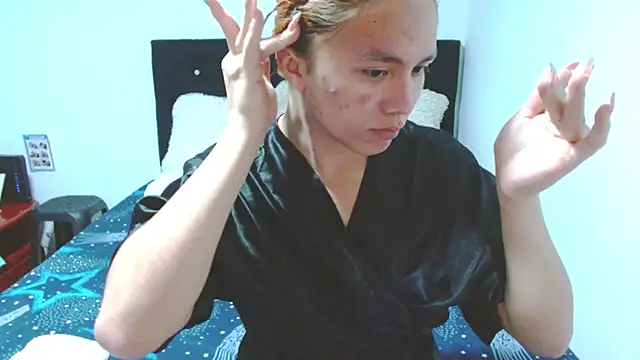 Snapshot of giuliana_andrade chatting on 11-06-25, 12:55 giuliana andrade online show from 11-06-25, 12:55