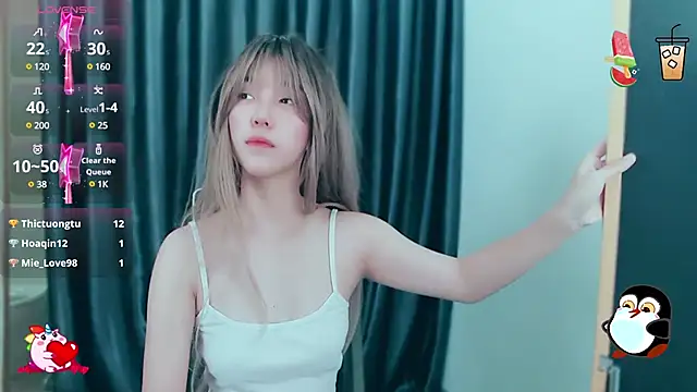 Snapshot of -Poison-Ivy- chatting on 12-21-24, 12:20 -Poison-Ivy- online show from 12-21-24, 12:20