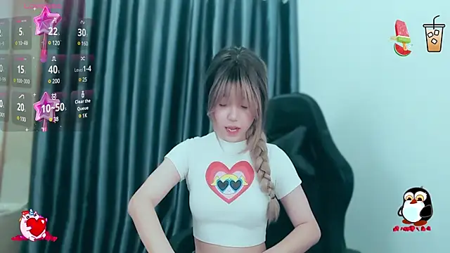 Snapshot of -Poison-Ivy- chatting on 01-02-25, 01:19 -Poison-Ivy- online show from 01-02-25, 01:19