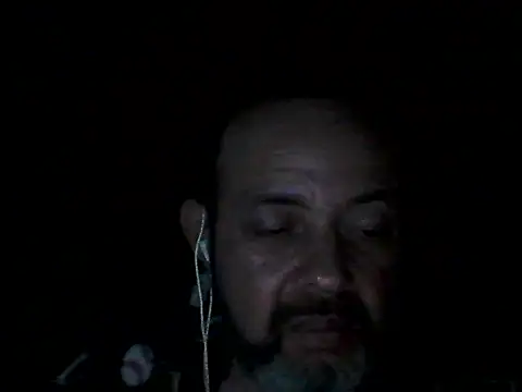 Leocesar37 online show from 09-24-25, 08:06
