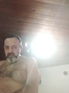 Leocesar37 online show from 11-16-25, 03:12