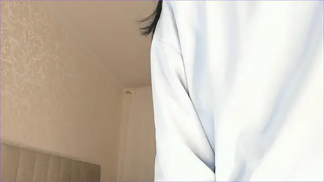 Snapshot of cherry_misaki chatting on 12-18-24, 06:25 cherry misaki online show from 12-18-24, 06:25