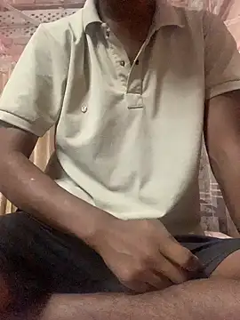 Snapshot of ShroveRising chatting on 10-28-25, 04:53 ShroveRising online show from 10-28-25, 04:53