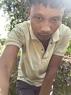 Snapshot of ShroveRising chatting on 11-11-25, 06:24 ShroveRising online show from 11-11-25, 06:24